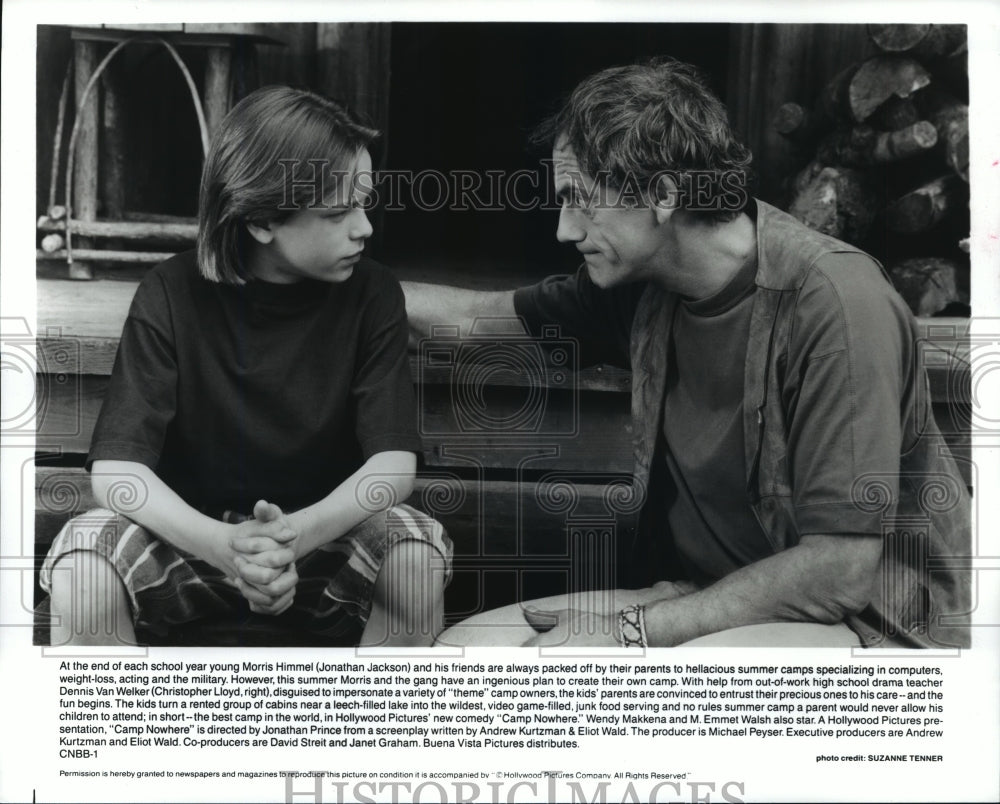 1994 Press Photo Jonathan Jackson and Christopher Lloyd in Camp Nowhere. - Historic Images