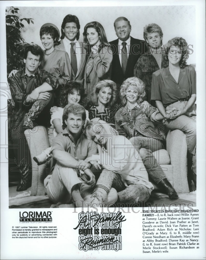 Press Photo The Bradford family members in "Eight Is Enough" - Historic Images