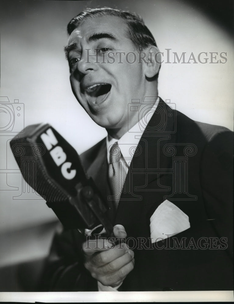 1946 Press Photo Eddie Cantor on The Eddie Cantor Show, on NBC Radio. - Historic Images