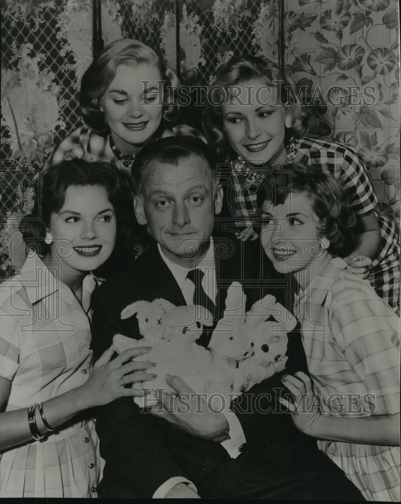 1958 Press Photo TV comic Art Carney, named Favorite Comedian of the Year - Historic Images