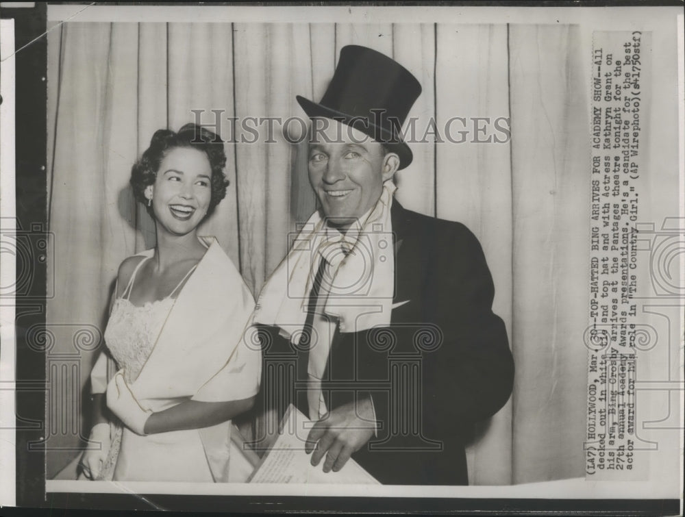 1955 Press Photo Bing Crosby, Kathryn Grant at the 27th Annual Academy Awards - Historic Images