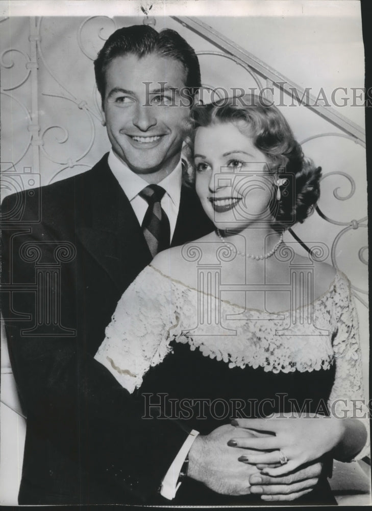 1950 Press Photo Actress Arlene Dahl engaged - Historic Images
