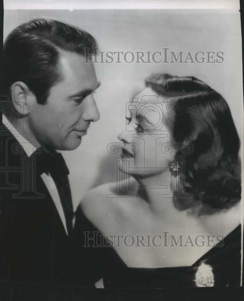 1950 Press Photo Actress Bette Davis gives &quot;those eyes&quot; to her leading man- Historic Images