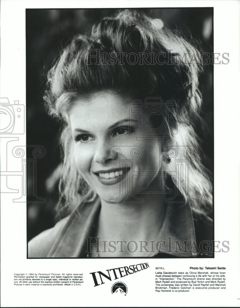 1994 Press Photo Lolita Davidovich stars as Olivia Marshak in "Intersection" - Historic Images