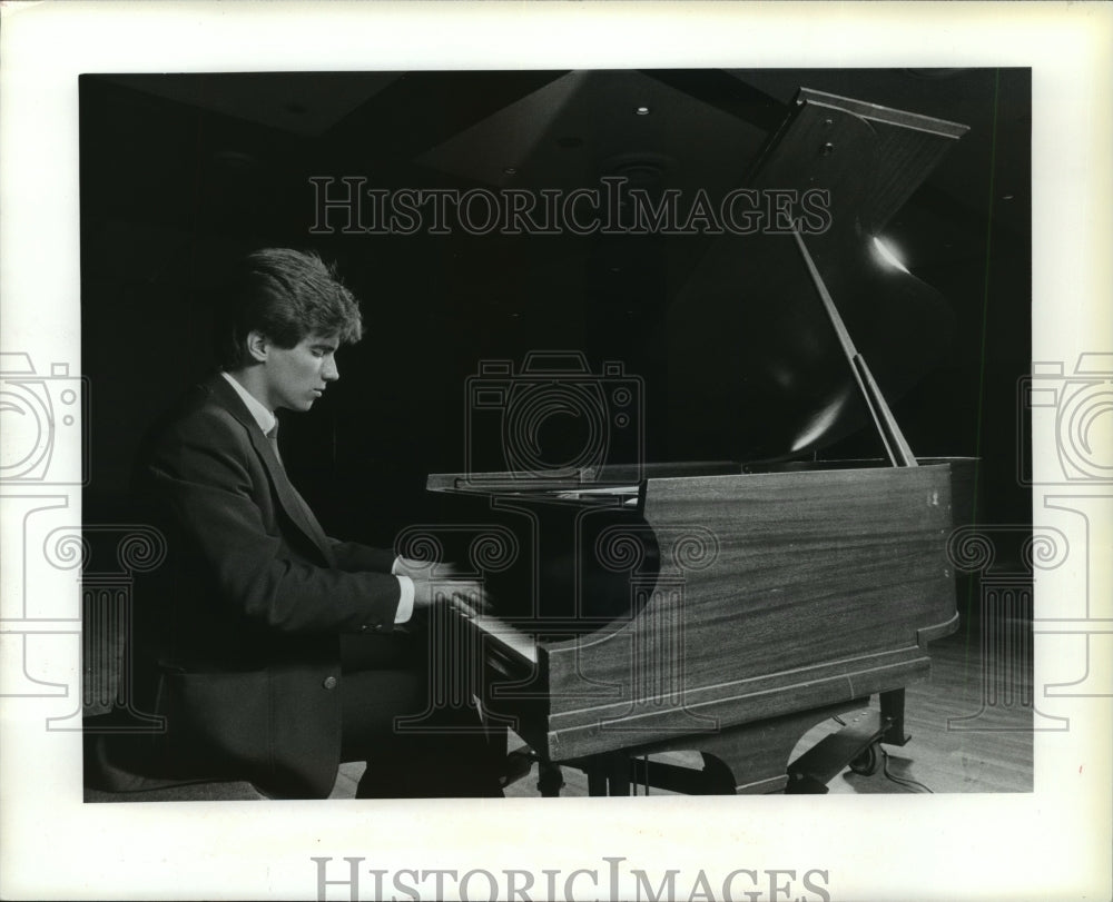 1963 Press Photo Lance Lowenstein, Pianist - Historic Images