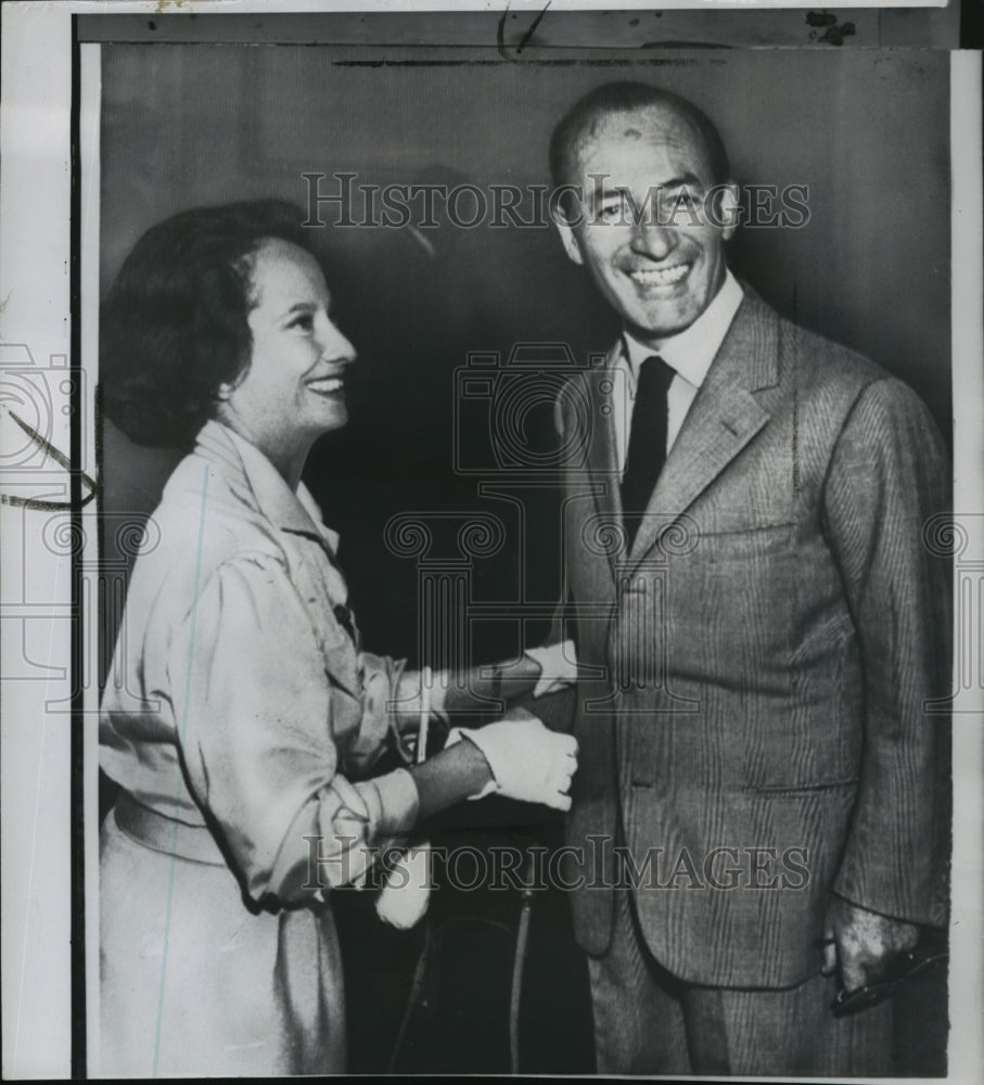 1957 Actress Merle Oberon and fiance Brune Pagliai - Historic Images