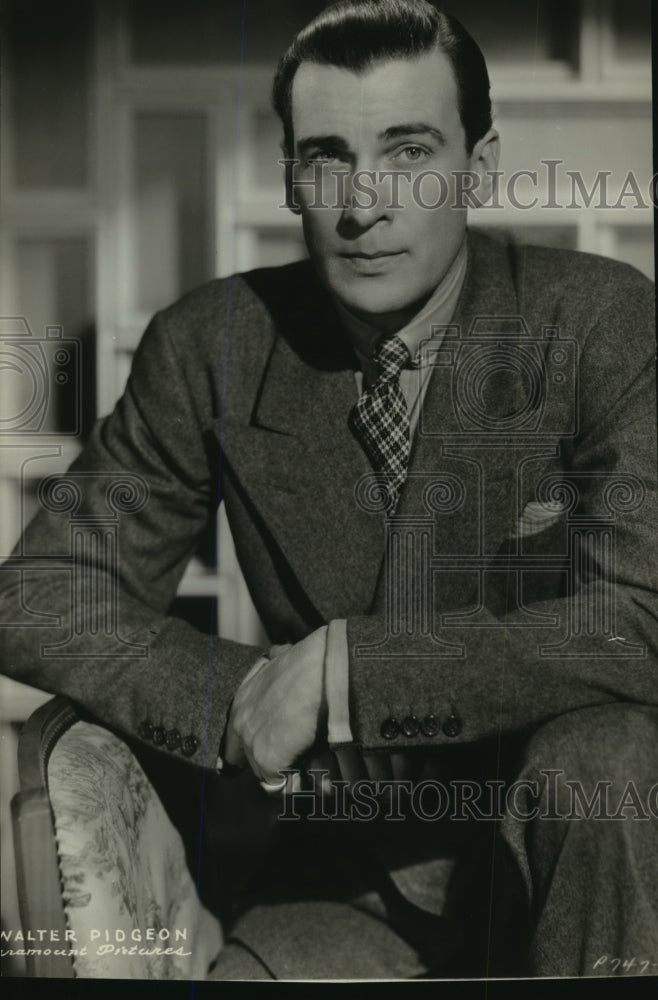 1942 Press Photo Actor Walter Pidgeon - Historic Images
