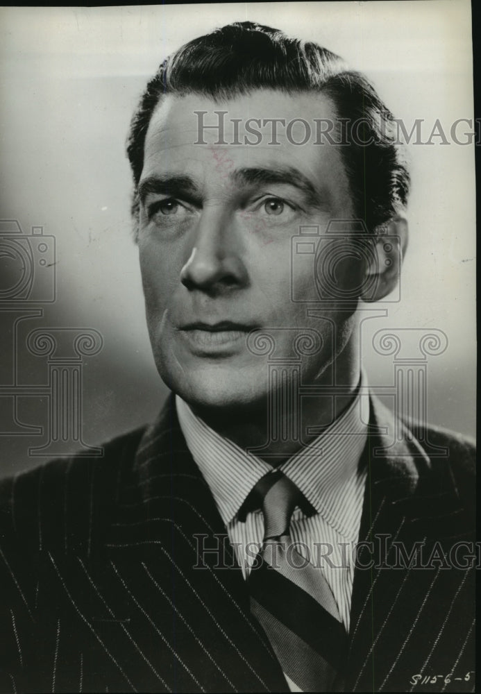 1944 Press Photo Actor Walter Pidgeon - Historic Images