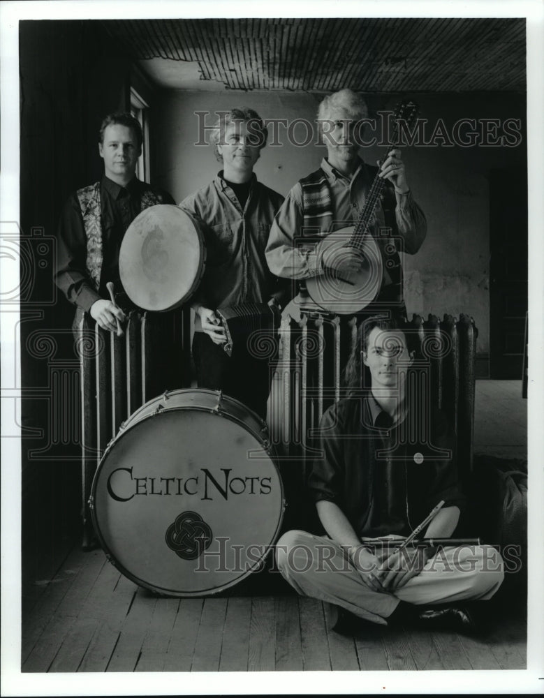Press Photo Celtic Nots Band - Historic Images