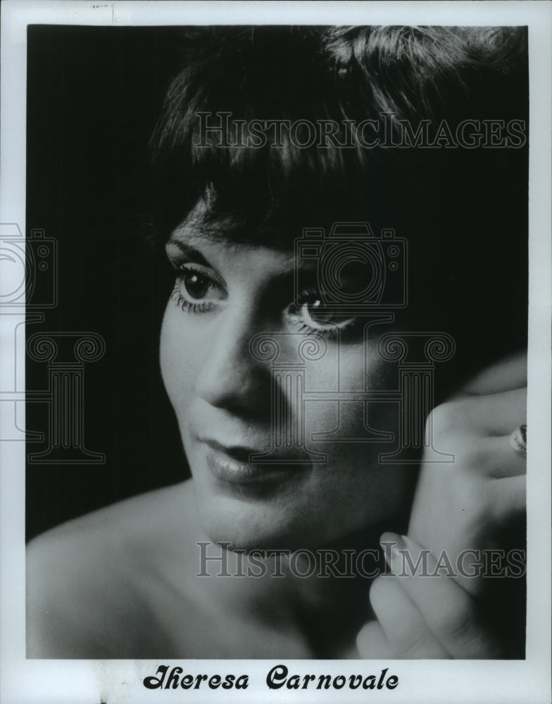 Press Photo Singer Theresa Carnovale - Historic Images