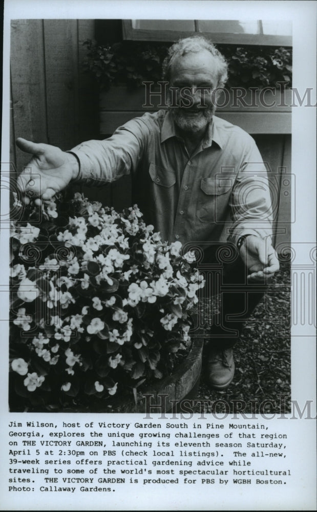 Press Photo Jim Wilson, host of &quot;The Victory Garden&quot; - Historic Images
