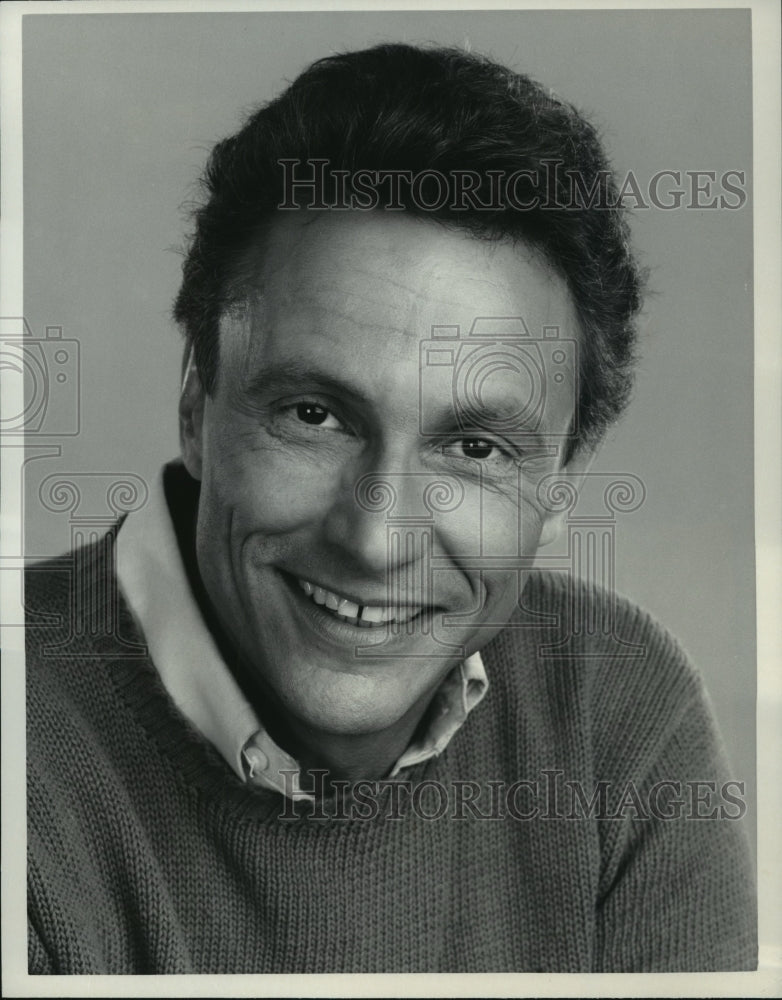 1984 Press Photo David Akroyd, "AfterMASH" - Historic Images