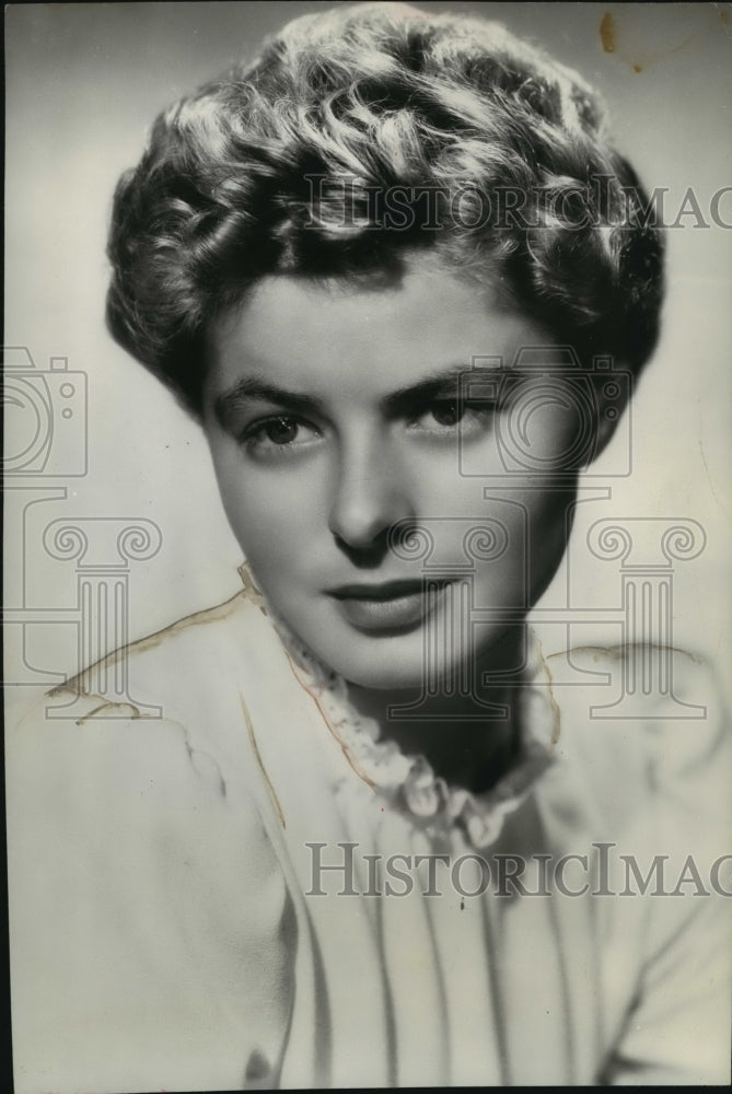 1943 Press Photo Actress Ingrid Bergman - Historic Images