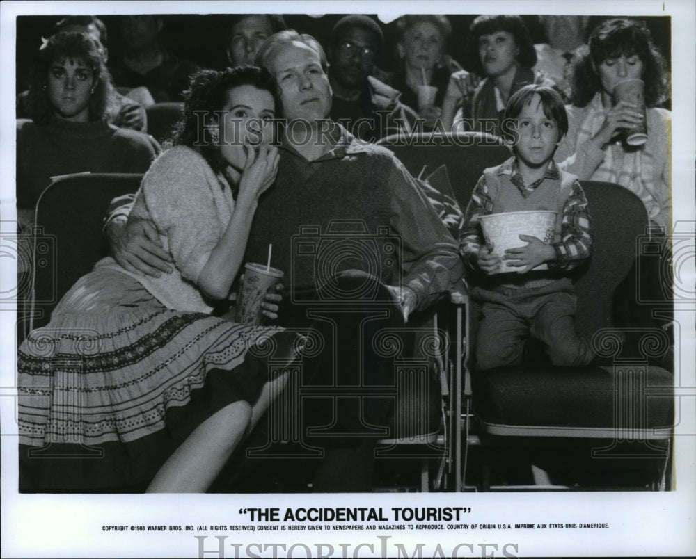 1989 Press Photo Scene from the movie The Accidental Tourist - spp48359- Historic Images