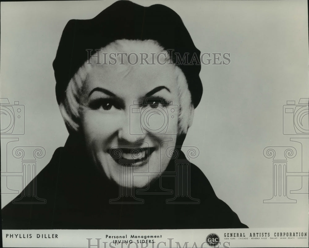 1961 Press Photo Phyllis Diller, actress and comedian, wearing a hat - Historic Images