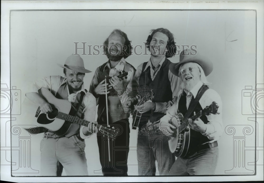 Press Photo Members of the Summerdogs- Bluegrass Band - Historic Images