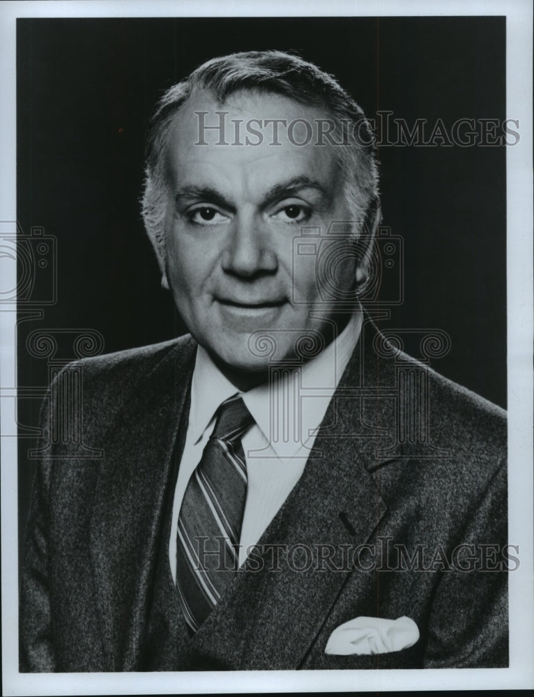 1981 Press Photo Robert Mandan - Historic Images
