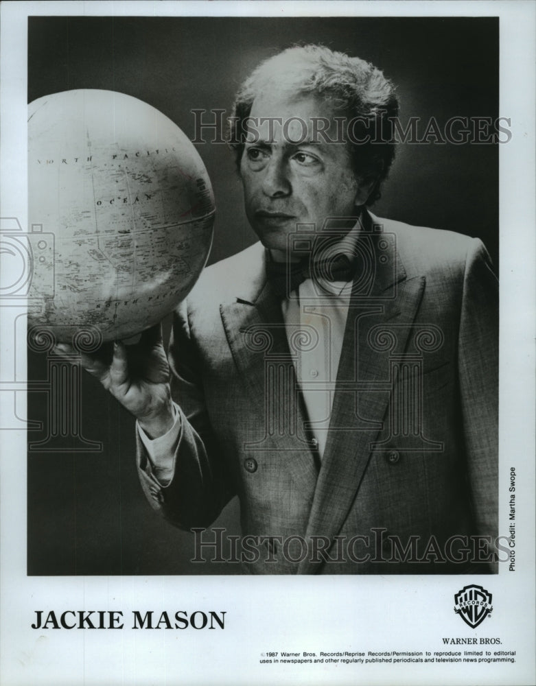 1987 Jackie Mason, actor and comedian. - Historic Images