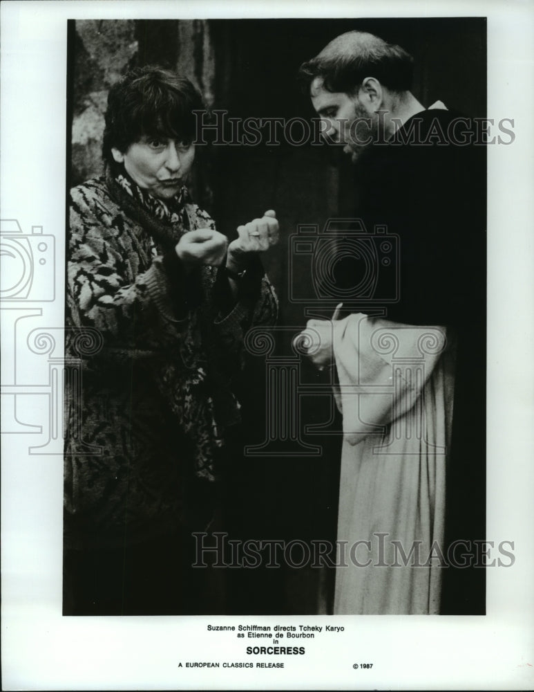 1990 Press Photo Suzanne Schiffman directs Tcheky Karyo in Sorcesses - Historic Images