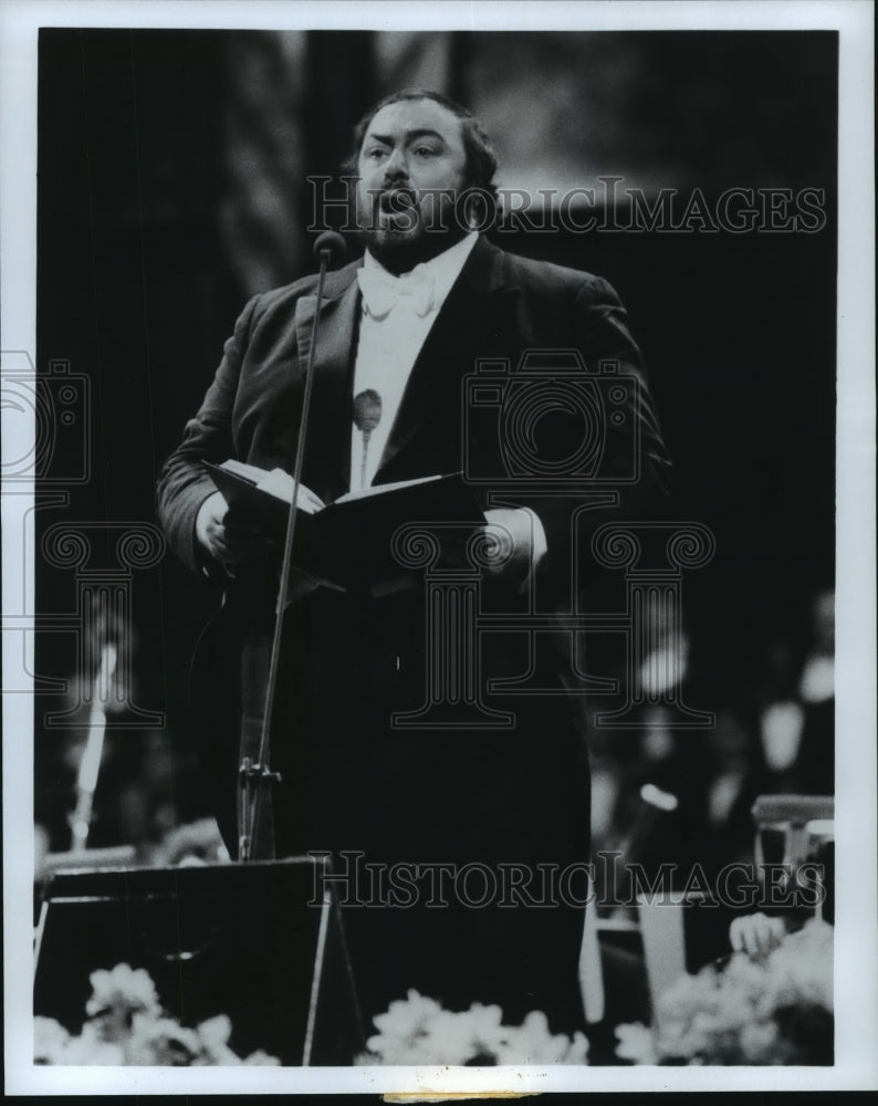 Press Photo Luciano Pavarotti, Tenor - spp55343-Historic Images