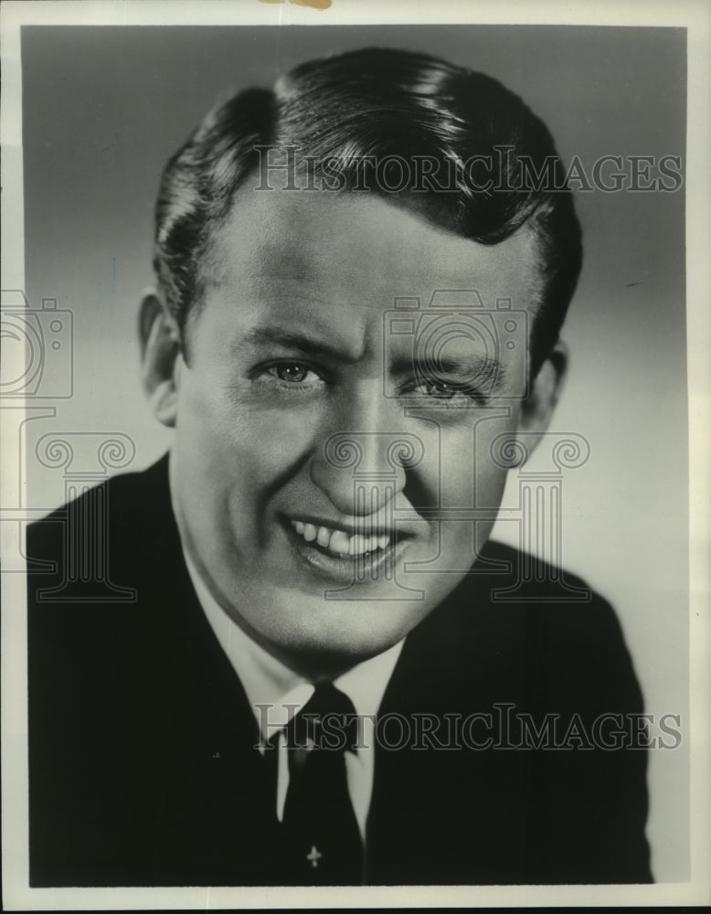 1961 Press Photo Tom Poston, panelist on &quot;To Hell The Truth&quot; - Historic Images