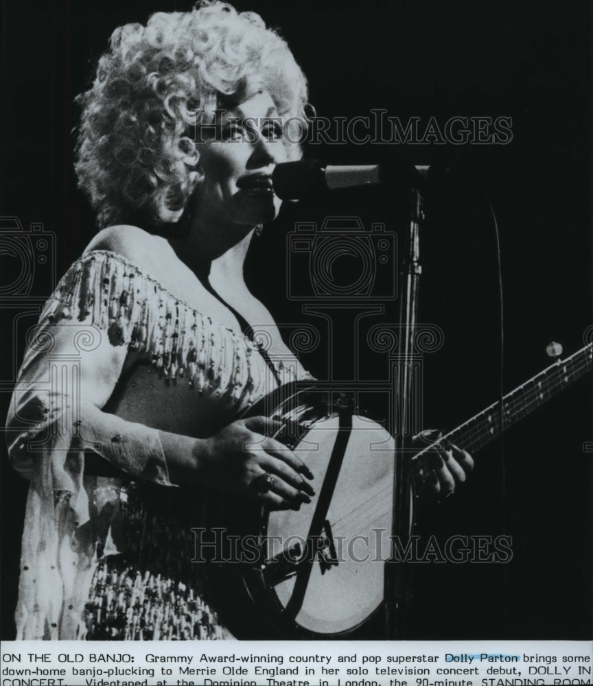 Press Photo Dolly Parton performs on Dolly in Concert, on HBO. - Historic Images