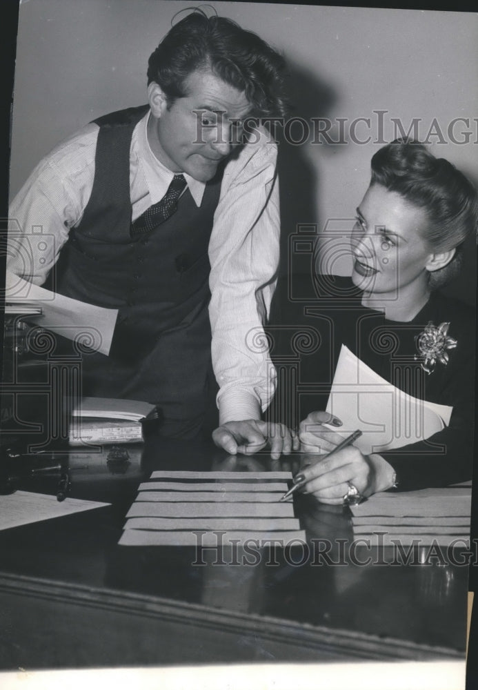 1944 Press Photo Comedian Red Skelton and scriptwriter ex-wife, Edna Skelton-Historic Images