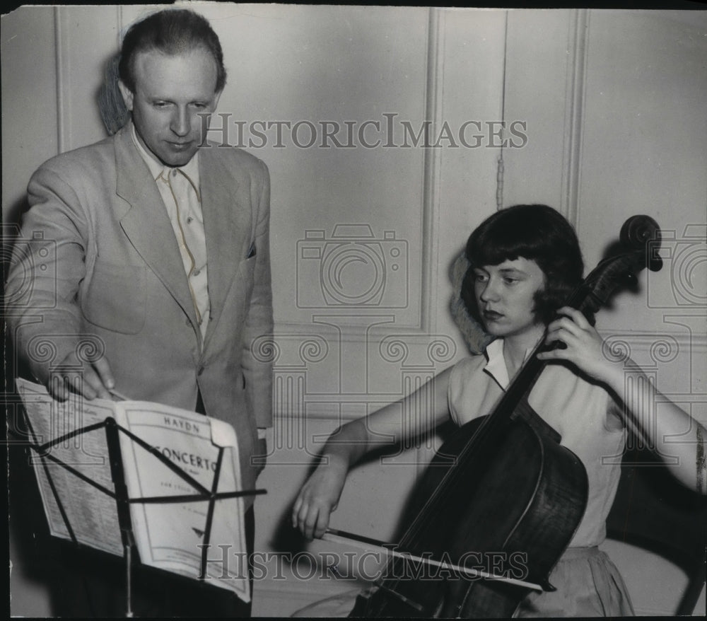 1951 Harold Paul Whelan with cellist Carol Bullock-Historic Images