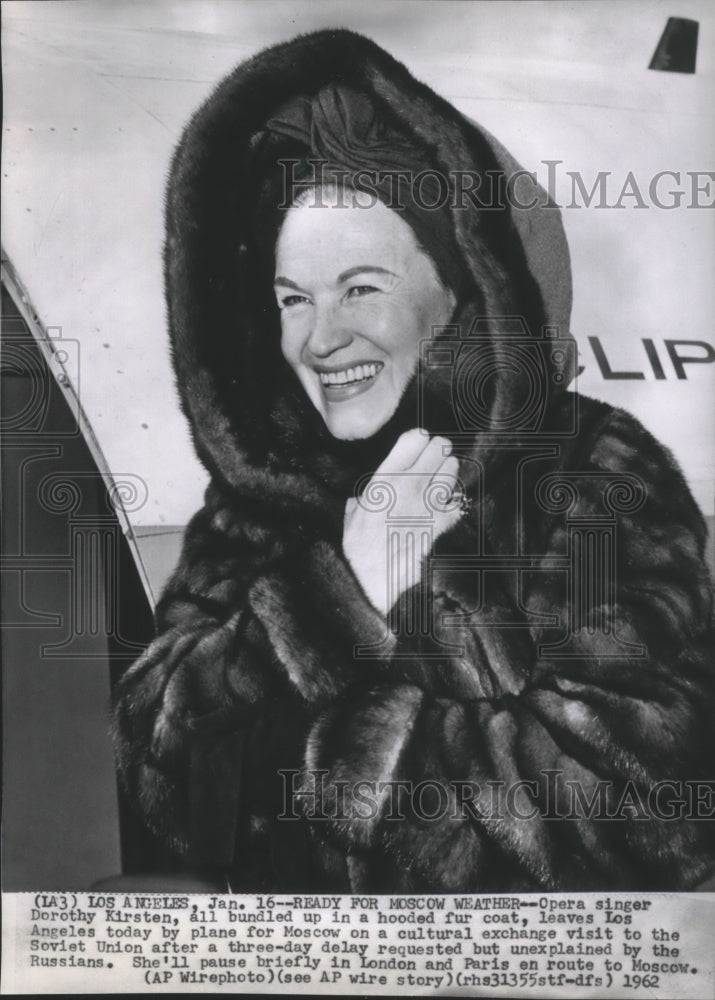 1962 Opera singer Dorothy Kirsten en route to Moscow, Russia-Historic Images
