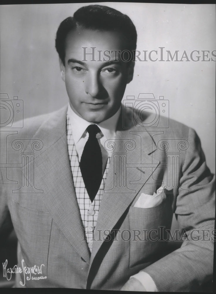 1951 Victor Borge, comedian, conductor, and pianist. - Historic Images