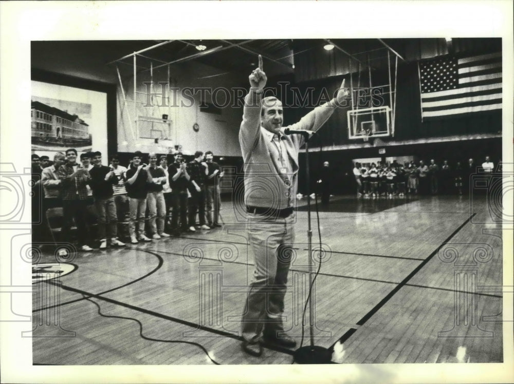 1986 Press Photo Football coach, Don Anderson - sps00082- Historic Images