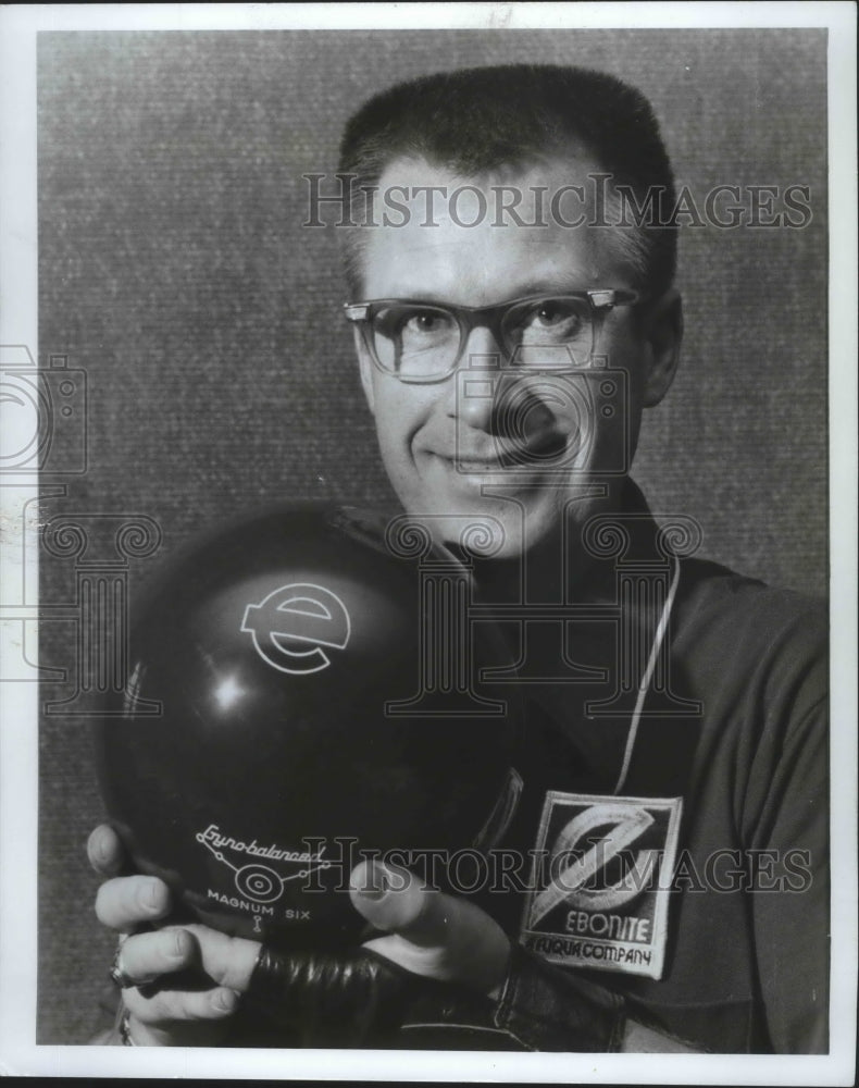 Press Photo Ajay/Ebonite Pro Staff Bowler Earl Anthony - sps00761-Historic Images