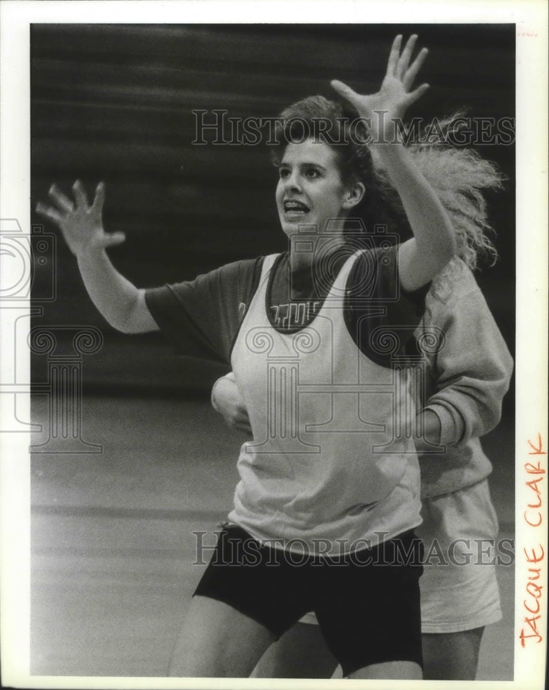 1991 Cheney basketball player Jacque Clark is the star of the team - Historic Images