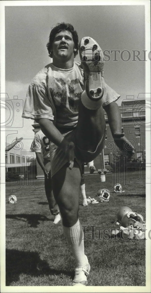 1984 Press Photo Leford football player, Lee Blakeney - sps00972- Historic Images