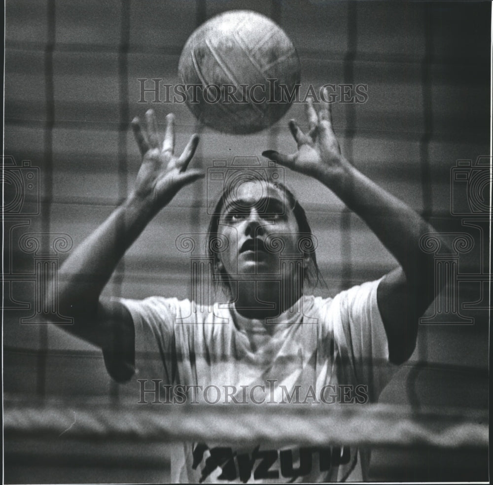 1993 Lewis and Clark volleyball player, Shannon Blott  - Historic Images