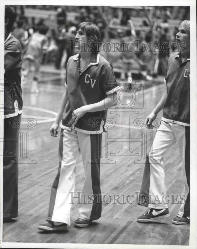 1977 Basketball star Jerry Buckenberger before the game  - Historic Images