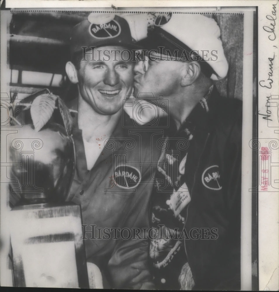 1964 Press Photo Boat racer, Norm Evans and friend - sps02314-Historic Images