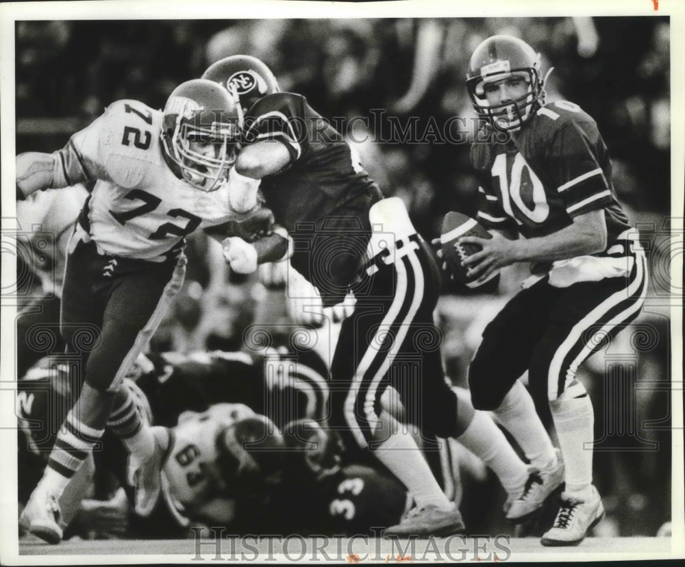 1983 Press Photo Craig Skillestad during GSL High school football action- Historic Images