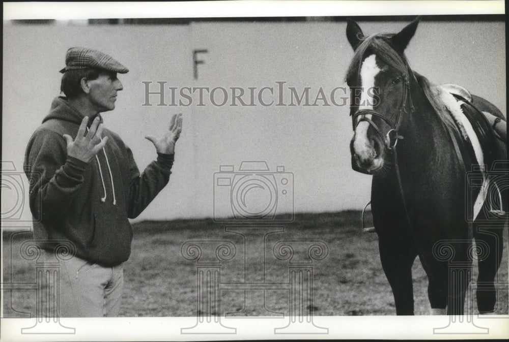 1986 Press Photo Bobo Hangen-Horse Trainer for &quot;Dressage&quot; With Horse - sps03217-Historic Images