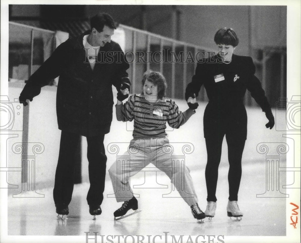 1990 Press Photo Broadway on ice skaters Michael Selbert and Dorothy Hamill- Historic Images