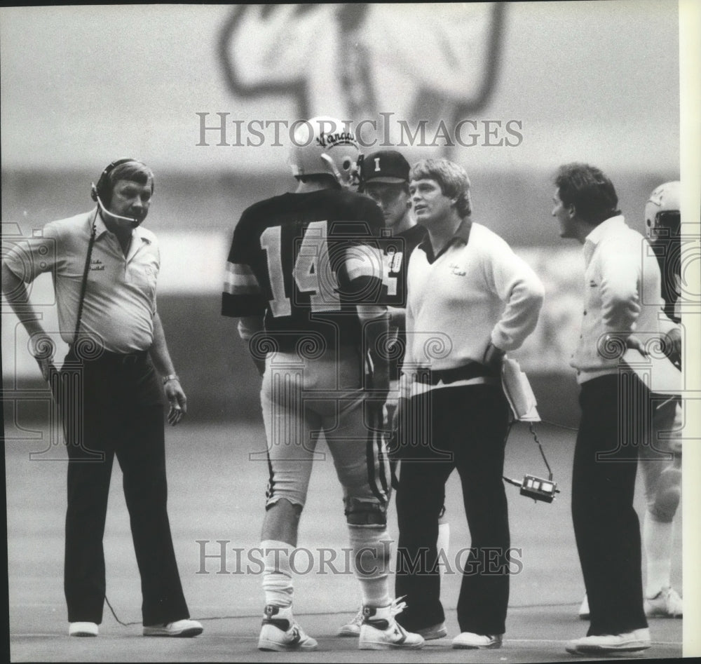 1985 Press Photo Dennis Erickson-University of Idaho Coach With Football Player- Historic Images