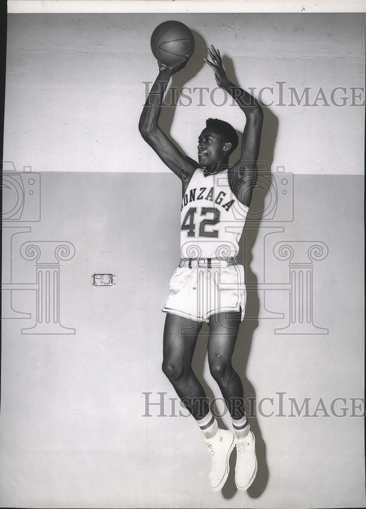 1958 Press Photo Gonzaga Basketball player Grant Davis - sps06657 - Historic Images