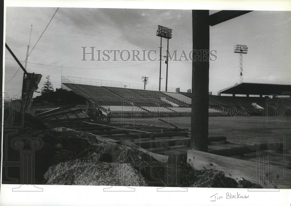 1990 Press Photo Empty Spokane baseball park - Historic Images