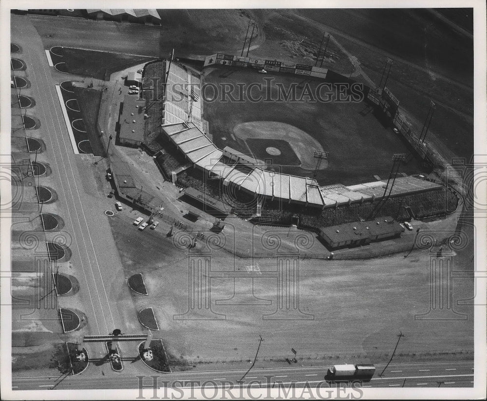 1966 Press Photo An aerial view of the Interstate Fairgrounds stadium - sps07128-Historic Images