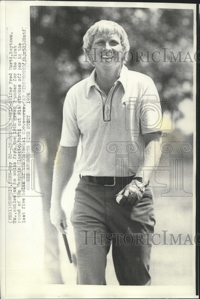 1976 Press Photo Golfer Fred Marti Smiles After Hitting Under Par for 5 holes - Historic Images