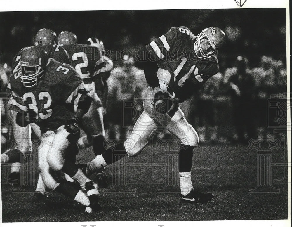 1993 Press Photo Central Valley football quarterback, Paul Allen, in action-Historic Images