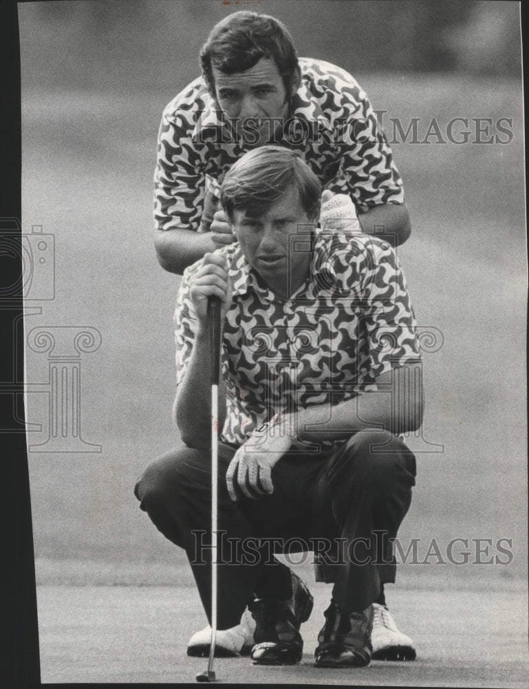 1976 Press Photo English Pro Golfers, Peter Oosterhuis and Tony Jacklin - Historic Images