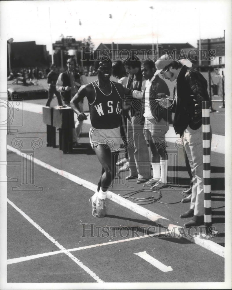 1975 Press Photo Washington State Track Star John Ngeno During Meet - sps11488 - Historic Images