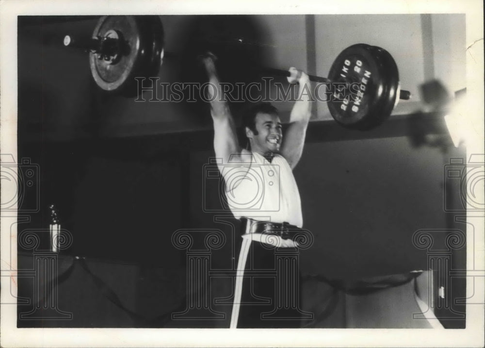 1972 Press Photo Weightlifter Jerry Thayer - sps11771-Historic Images