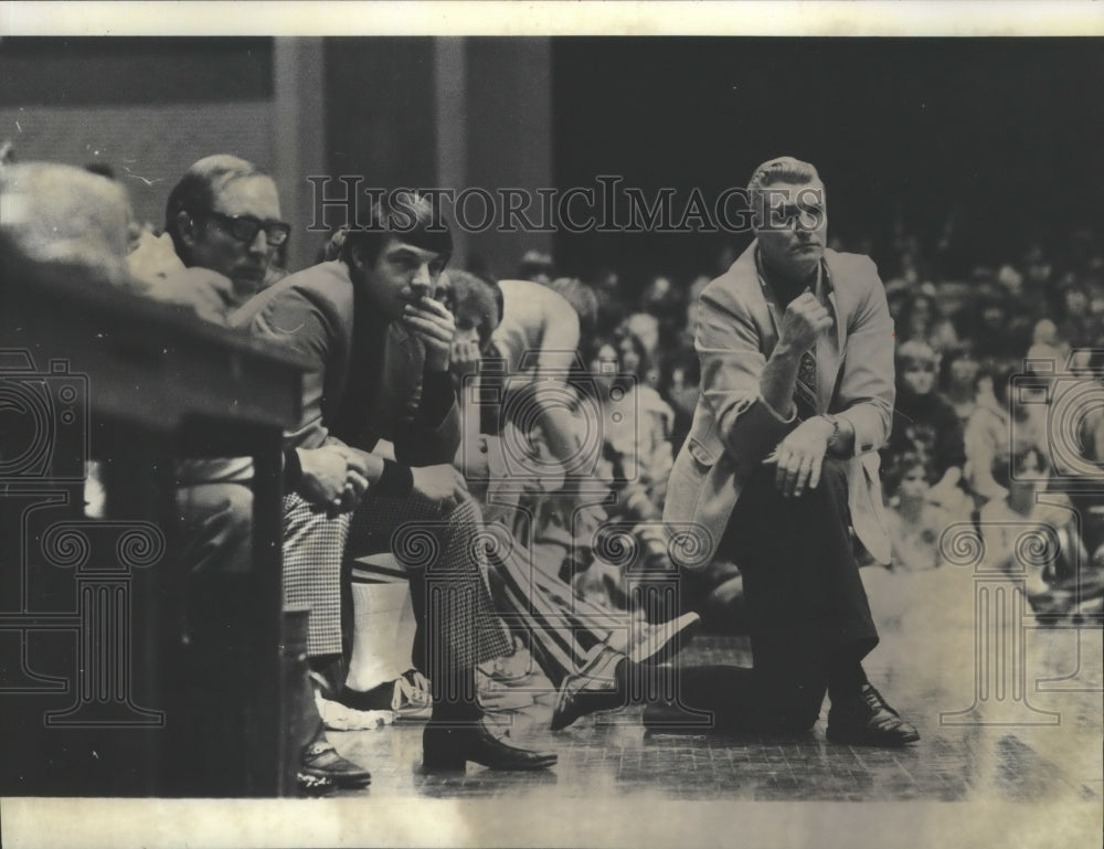 1977 Press Photo Frank Teverbaugh basketball coach - sps11986-Historic Images